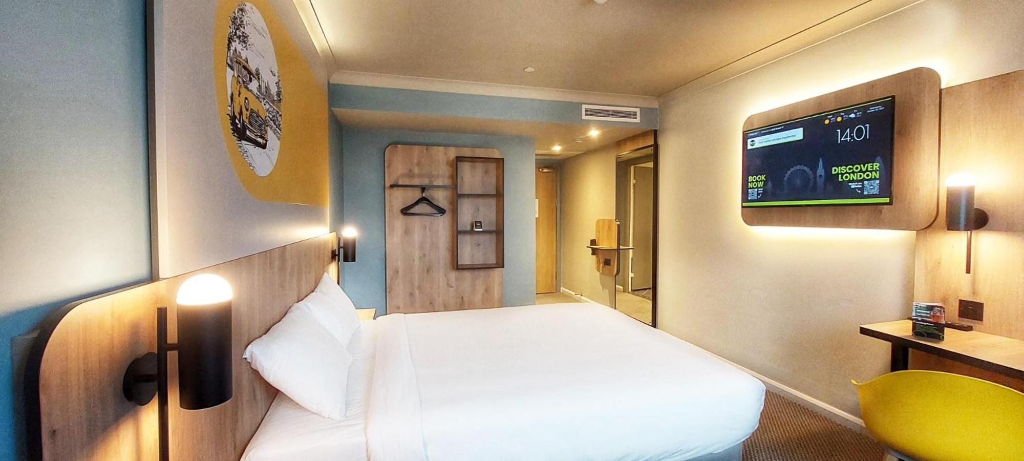 B&B Hotel London Heathrow Слау Экстерьер фото